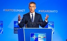 Прес-конференція Генерального секретаря НАТО на саміті НАТО в Брюсселі, 12 липня 2018 року