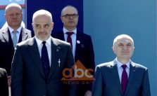10-vjetori ne NATO, parakalimi i ushtarakeve shqiptare dhe mjeteve luftarake | ABC News Albania