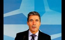 Колишній генеральний секретар НАТО на тему «дуже серйозний»; розділити між США, Європою