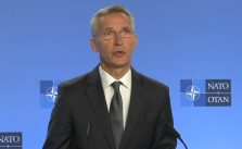 НАТО уникає "нової гонки озброєнь" після припинення договору INF | АФП