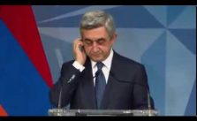 Президент Вірменії та Генеральний секретар НАТО