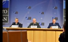 Спільна прес-конференція - нарада керівників оборони НАТО, 21 травня 2015 р. - частина 1/2