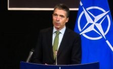 Генеральний секретар НАТО - Прес-центр після засідання Ради між НАТО та Росією у Міністерства закордонних справ