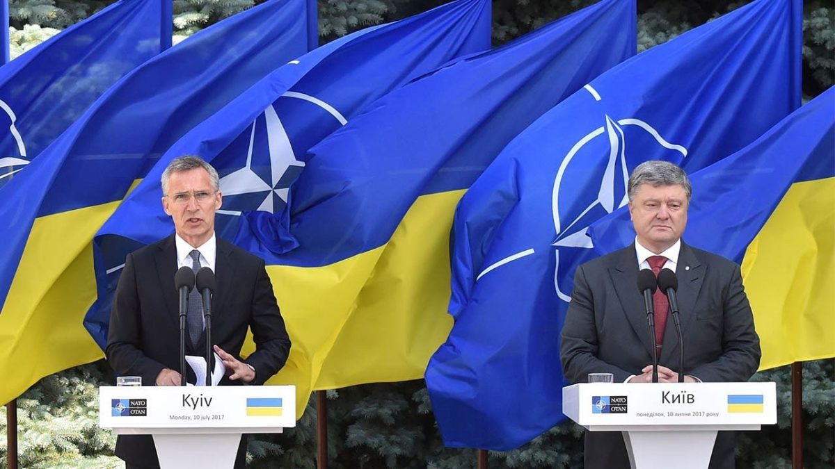 Україна обіцяє реформи вступити в НАТО
