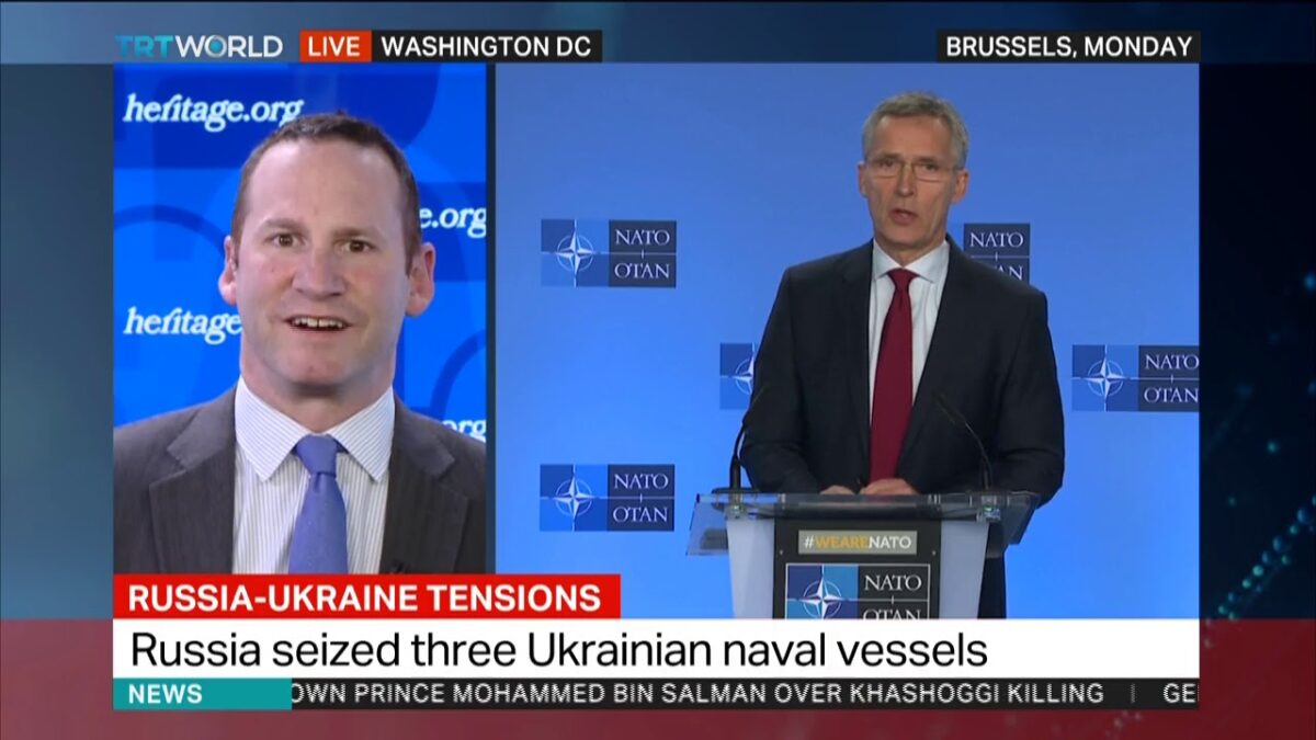 Ситуація в Україні "життєво важлива" для безпеки НАТО - Люк Коффі